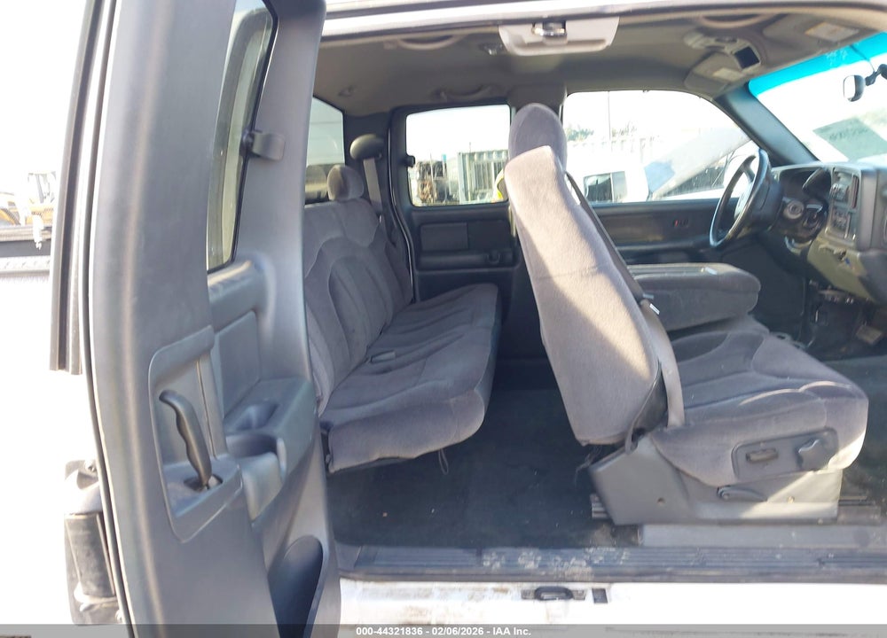 2001 GMC SIERRA 2500HD SLE VIN: 1GTHK29G11E331585