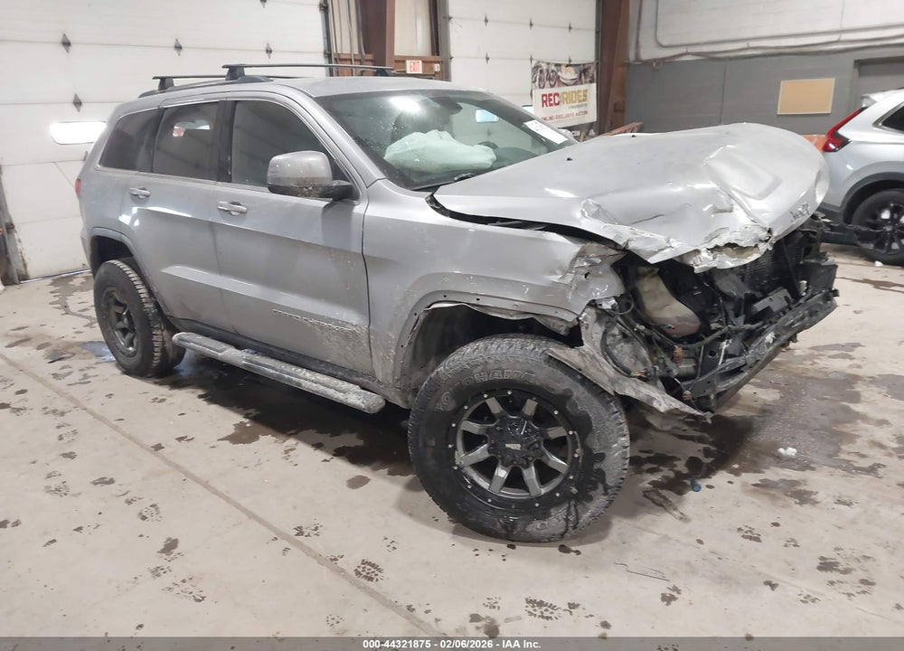 2015 JEEP GRAND CHEROKEE LAREDO VIN: 1C4RJFAG5FC905831