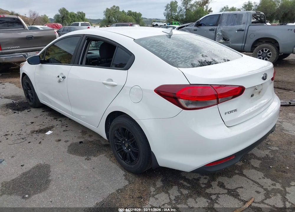 2017 KIA FORTE LX VIN: 3KPFK4A75HE018195