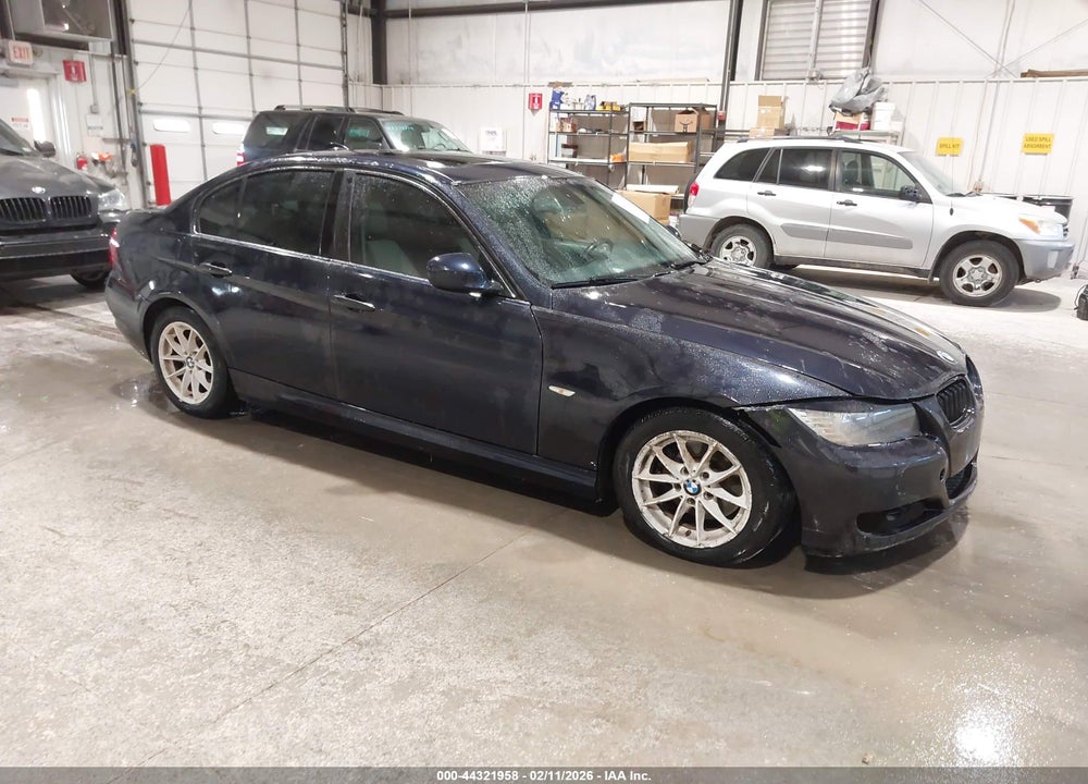 2010 BMW 328I VIN: WBAPH7G52ANM49084