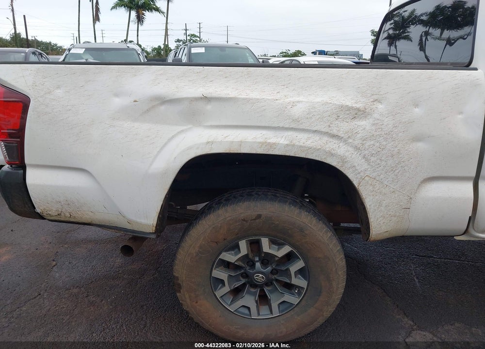 2022 TOYOTA TACOMA SR5 VIN: 3TYSX5EN5NT011204
