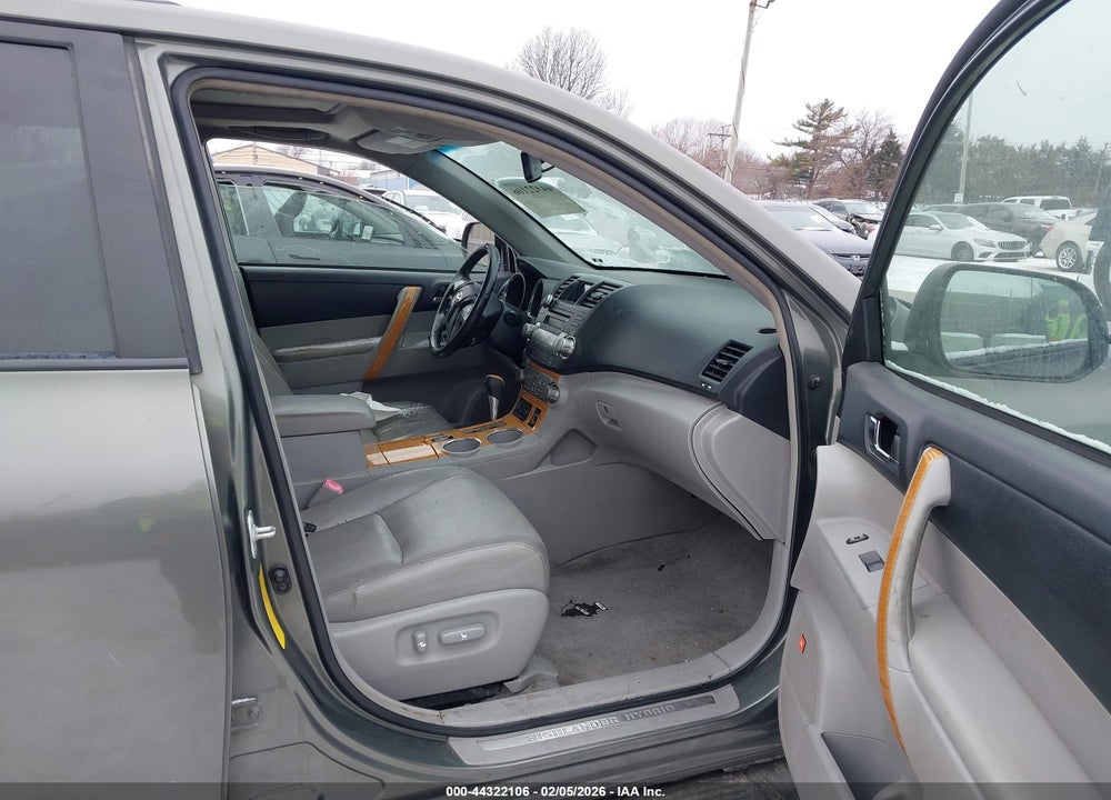2008 TOYOTA HIGHLANDER HYBRID LIMITED VIN: JTEEW44A282017487