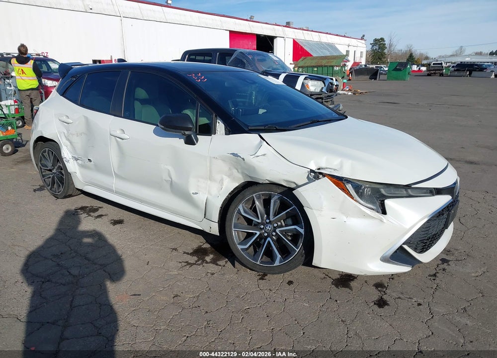 2020 TOYOTA COROLLA XSE VIN: JTNC4RBE6L3090705