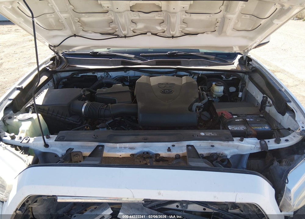 2016 TOYOTA TACOMA SR5 V6 VIN: 3TMAZ5CN8GM019983