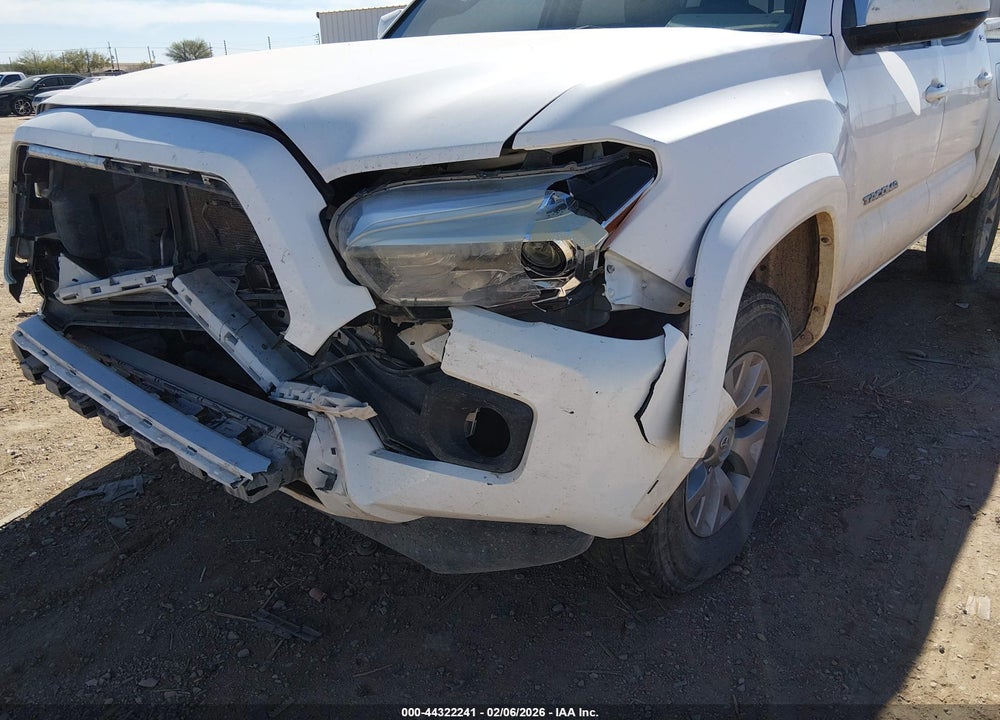 2016 TOYOTA TACOMA SR5 V6 VIN: 3TMAZ5CN8GM019983