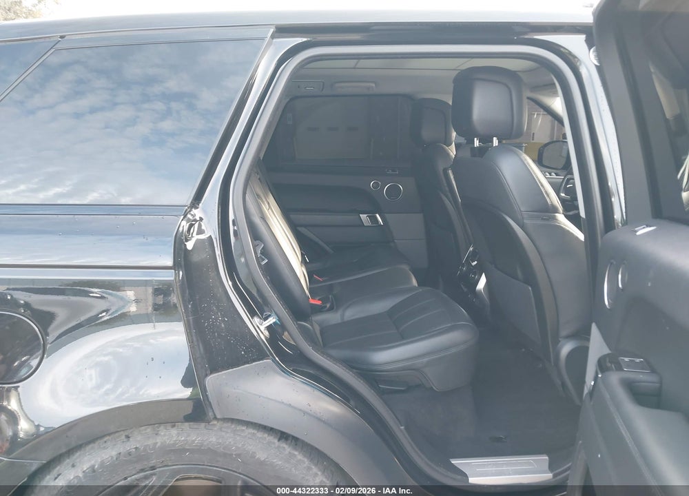 2019 LAND ROVER RANGE ROVER SPORT HSE VIN: SALWR2RV2KA832746