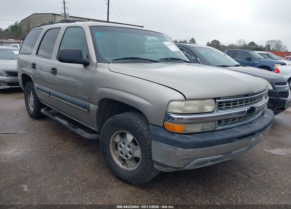 2001 CHEVROLET TAHOE LS VIN: 1GNEC13T81R213193
