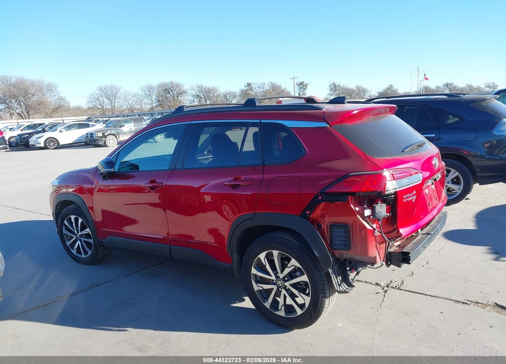 2025 TOYOTA COROLLA CROSS XLE VIN: 7MUEAAAG1SV148801