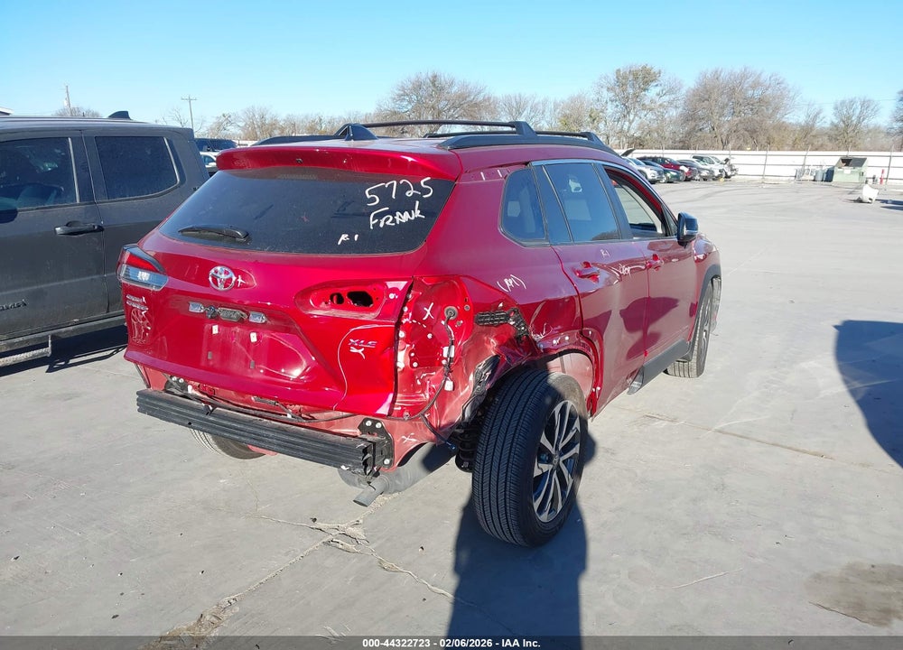 2025 TOYOTA COROLLA CROSS XLE VIN: 7MUEAAAG1SV148801