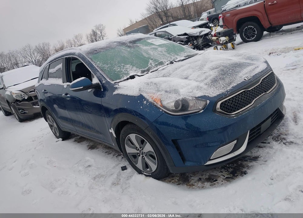 2019 KIA NIRO EX VIN: KNDCE3LC2K5322179