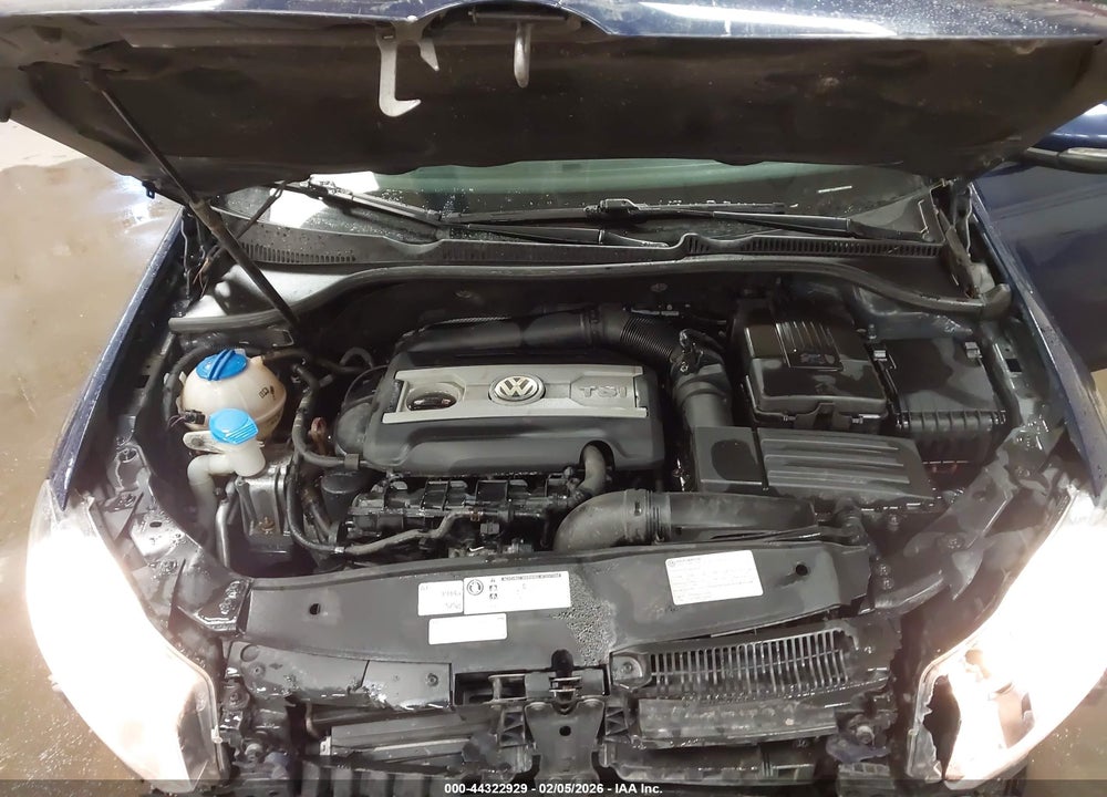 2013 VOLKSWAGEN GTI VIN: WVWGD7AJ2DW039498