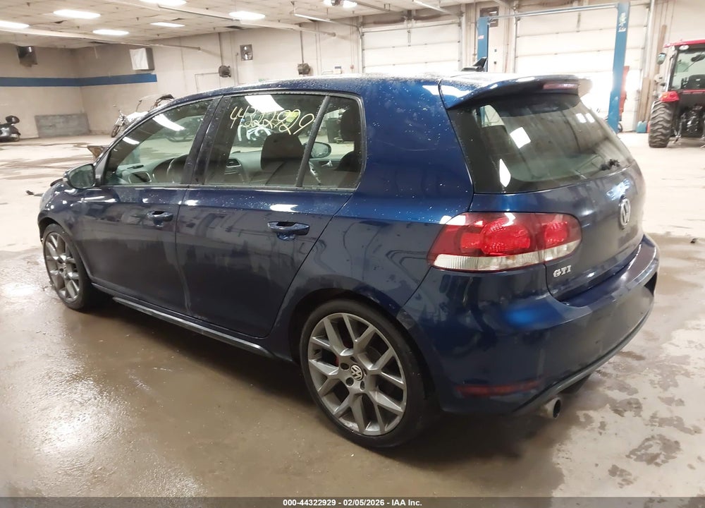 2013 VOLKSWAGEN GTI VIN: WVWGD7AJ2DW039498