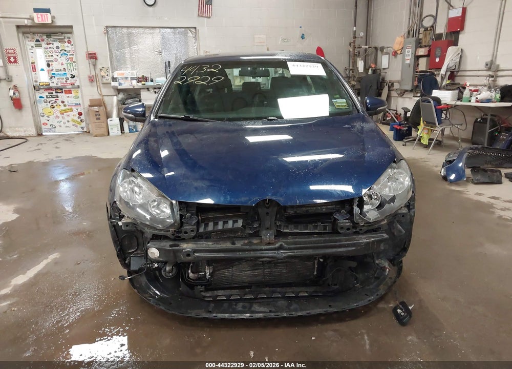 2013 VOLKSWAGEN GTI VIN: WVWGD7AJ2DW039498