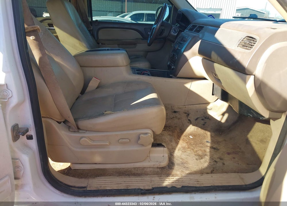 2012 CHEVROLET AVALANCHE 1500 LT1 VIN: 3GNTKFE72CG143507