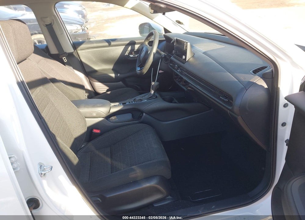 2025 HONDA HR-V AWD LX VIN: 3CZRZ2H33SM775989