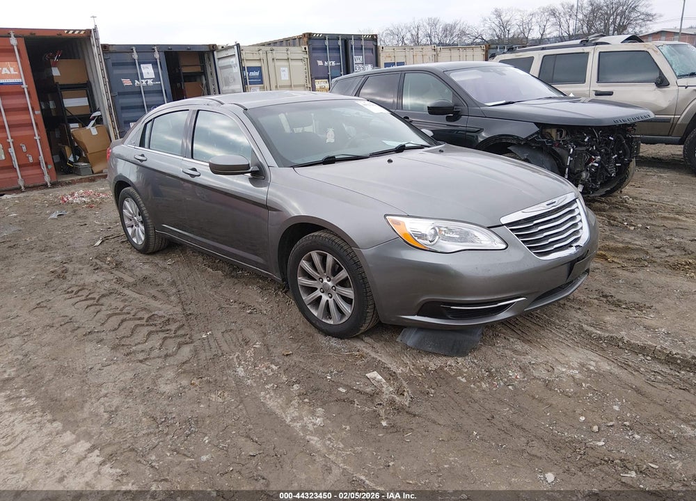 2013 CHRYSLER 200 TOURING VIN: 1C3CCBBB1DN602210