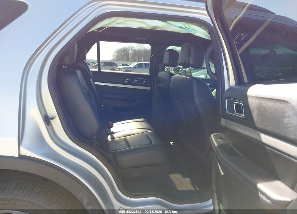 2016 FORD EXPLORER XLT VIN: 1FM5K8D82GGA02229