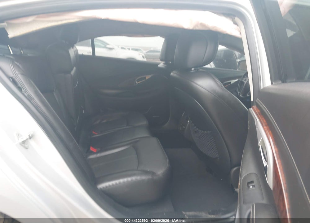 2010 BUICK LACROSSE CXS VIN: 1G4GE5GV1AF301921
