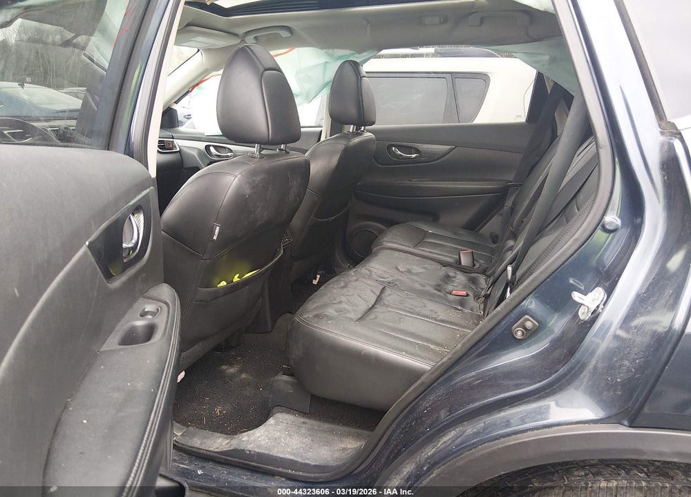 2015 NISSAN ROGUE SL VIN: 5N1AT2MVXFC782971