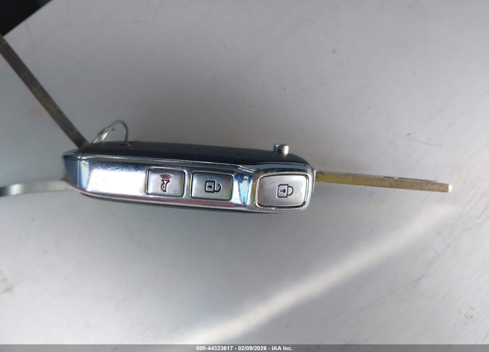 2023 KIA SPORTAGE LX VIN: KNDPUCAF6P7189178