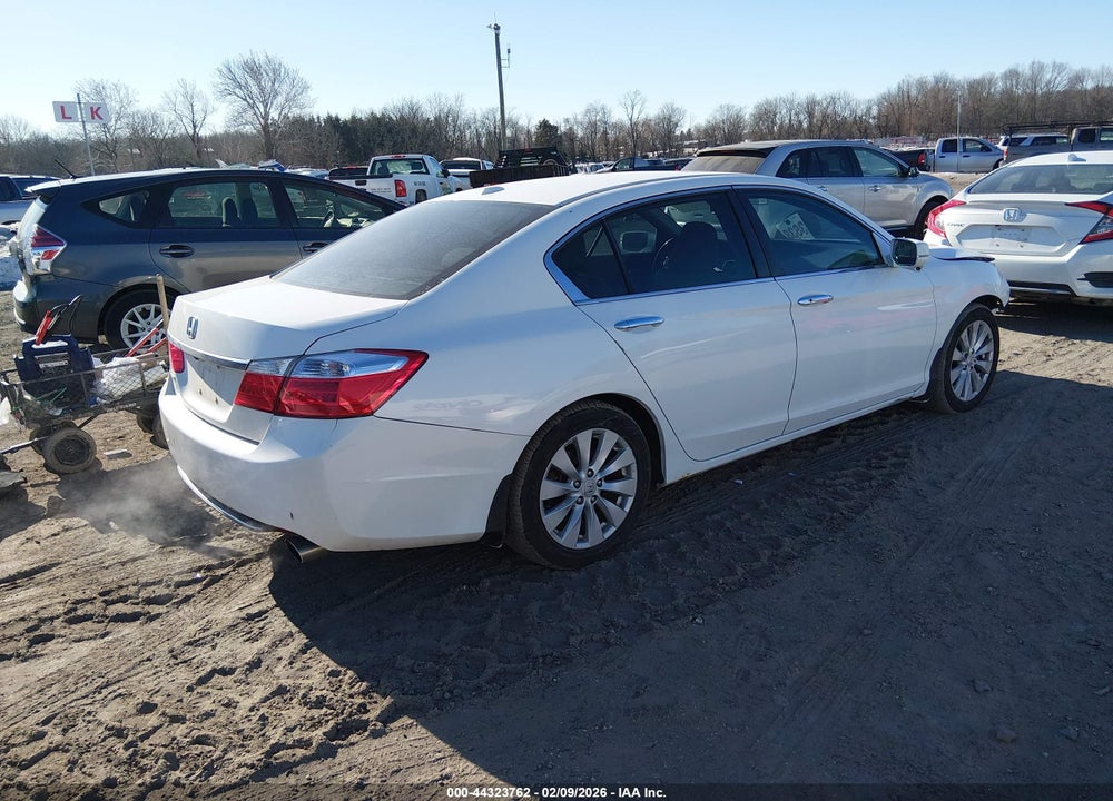 2015 HONDA ACCORD EX-L VIN: 1HGCR2F89FA175430