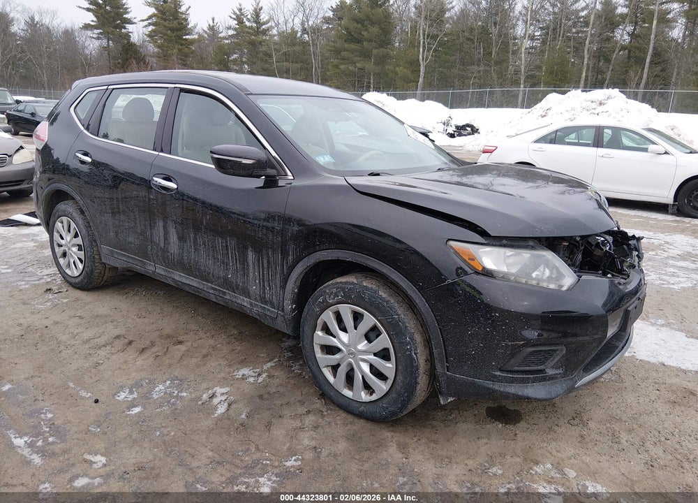 2015 NISSAN ROGUE S VIN: 5N1AT2MV0FC918119