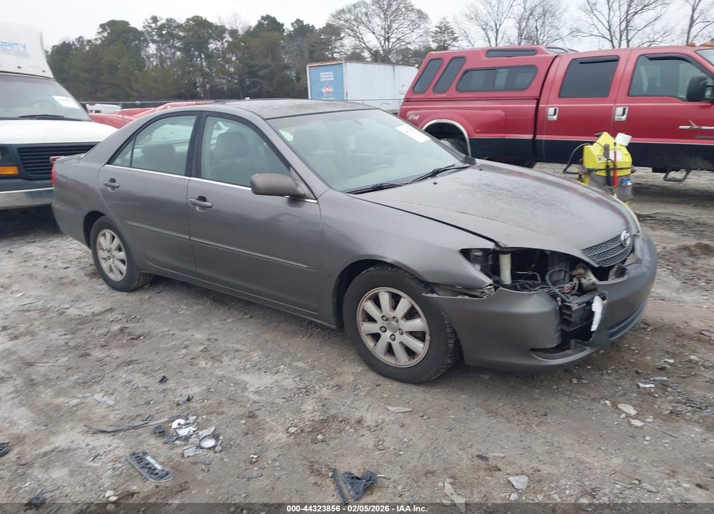 2004 TOYOTA CAMRY XLE VIN: 4T1BE32K34U824482