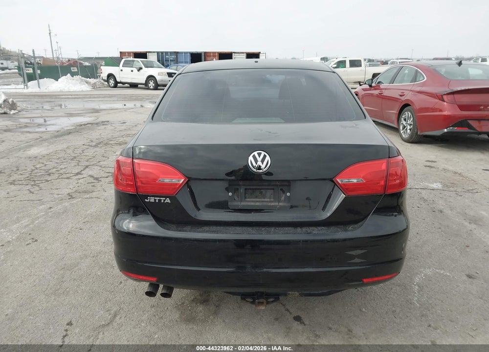 2014 VOLKSWAGEN JETTA 2.0L S VIN: 3VW2K7AJ0EM312730