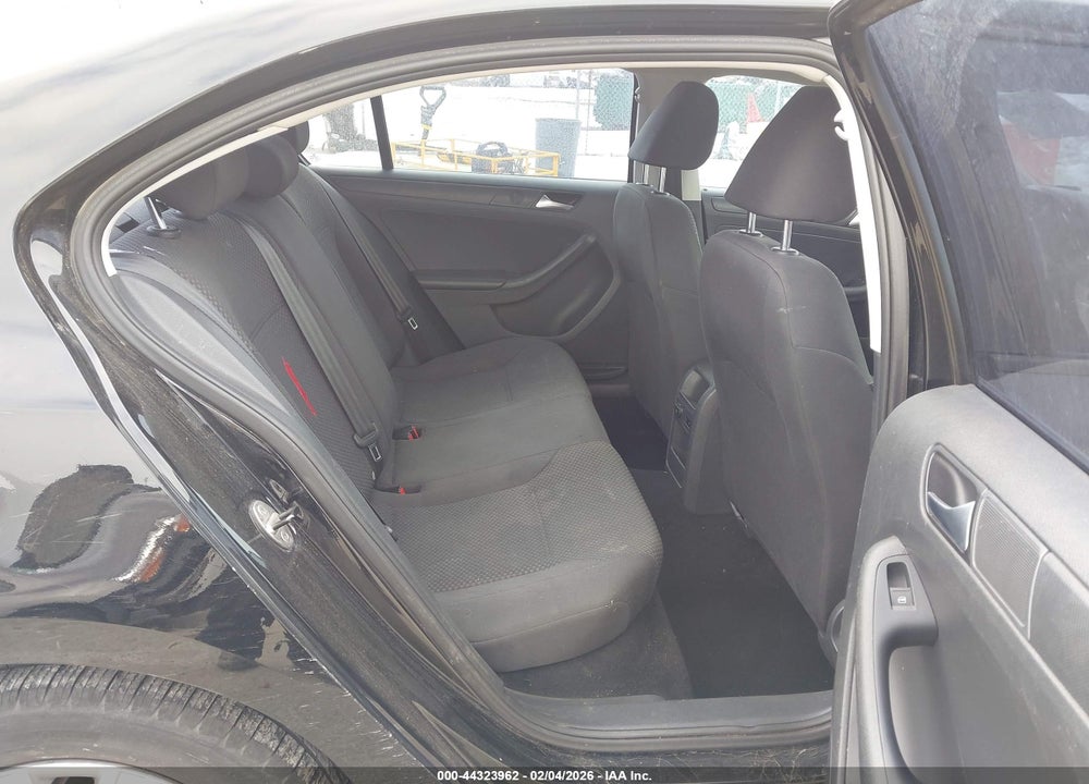 2014 VOLKSWAGEN JETTA 2.0L S VIN: 3VW2K7AJ0EM312730
