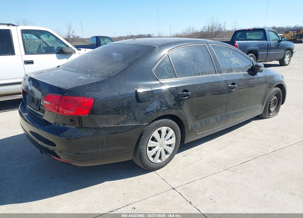 2014 VOLKSWAGEN JETTA 2.0L S VIN: 3VW2K7AJ0EM312730