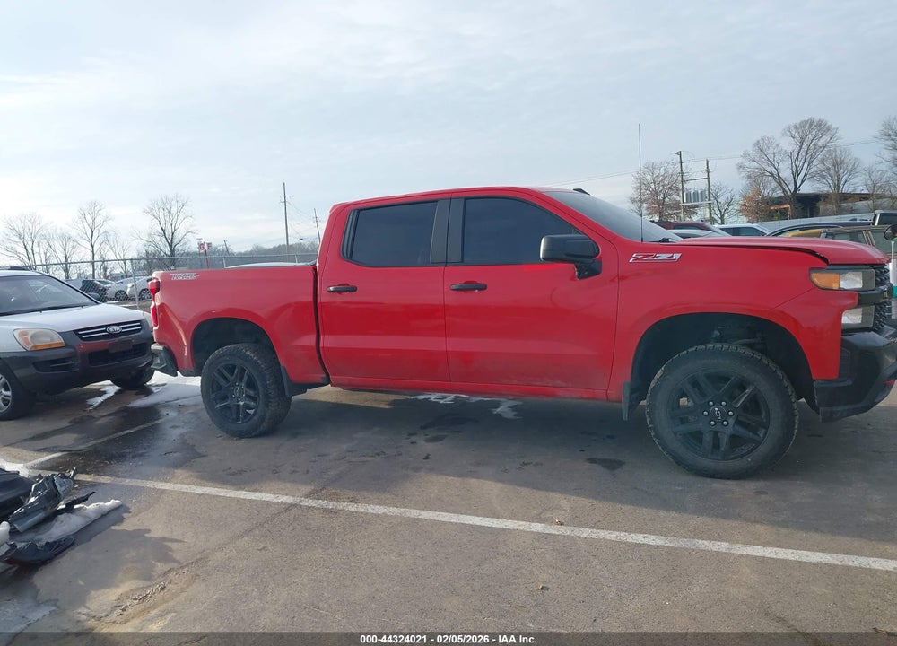 2021 CHEVROLET SILVERADO 1500 4WD  SHORT BED CUSTOM TRAIL BOSS VIN: 1GCPYCEF6MZ364415