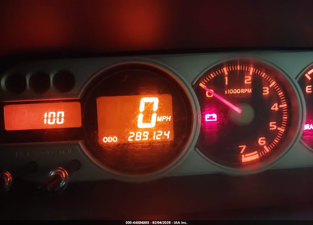 2008 SCION XB VIN: JTLKE50E281012938