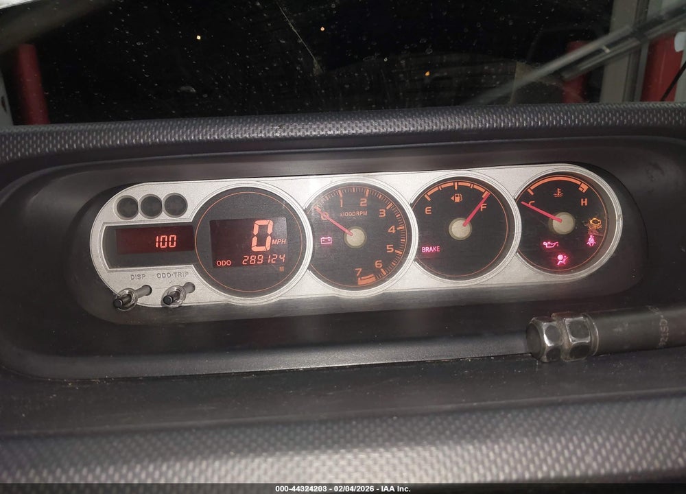2008 SCION XB VIN: JTLKE50E281012938