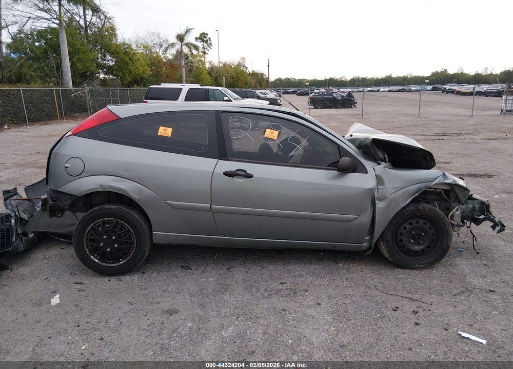 2006 FORD FOCUS ZX3 VIN: 1FAHP31N76W183046