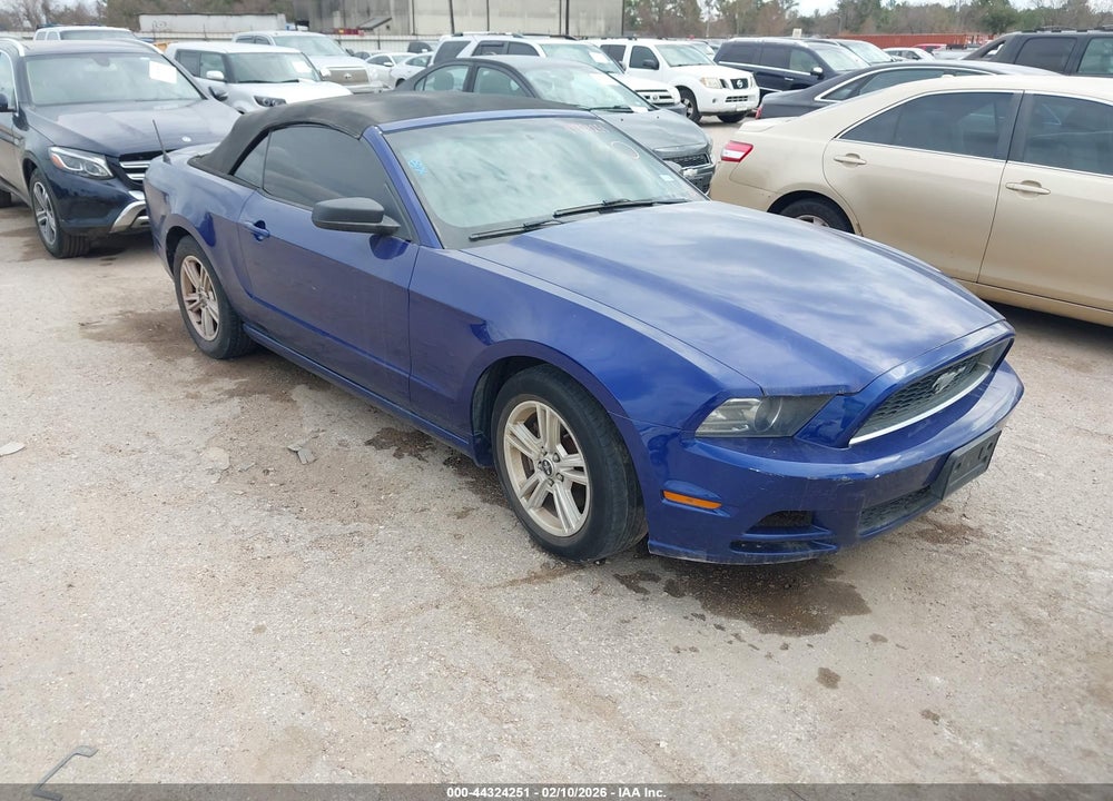 2014 FORD MUSTANG V6 VIN: 1ZVBP8EM8E5285519