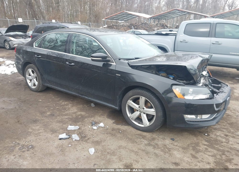 2015 VOLKSWAGEN PASSAT 1.8T LIMITED EDITION VIN: 1VWAT7A30FC121824