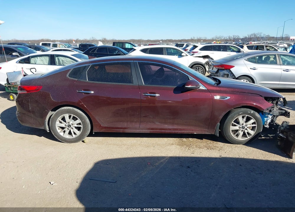 2018 KIA OPTIMA LX VIN: 5XXGT4L39JG216321