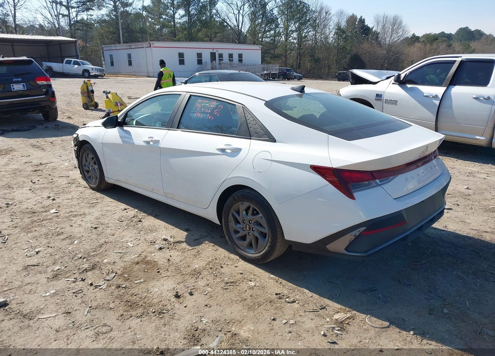 2024 HYUNDAI ELANTRA SEL VIN: KMHLM4DG2RU763686