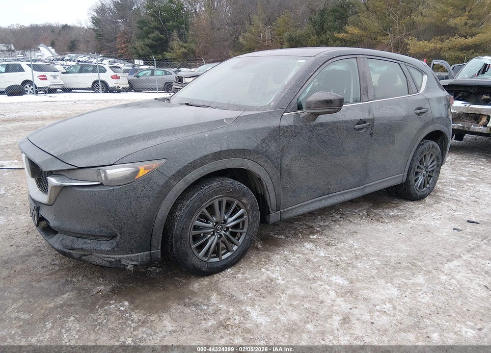 2018 MAZDA CX-5 SPORT VIN: JM3KFBBMXJ0401373
