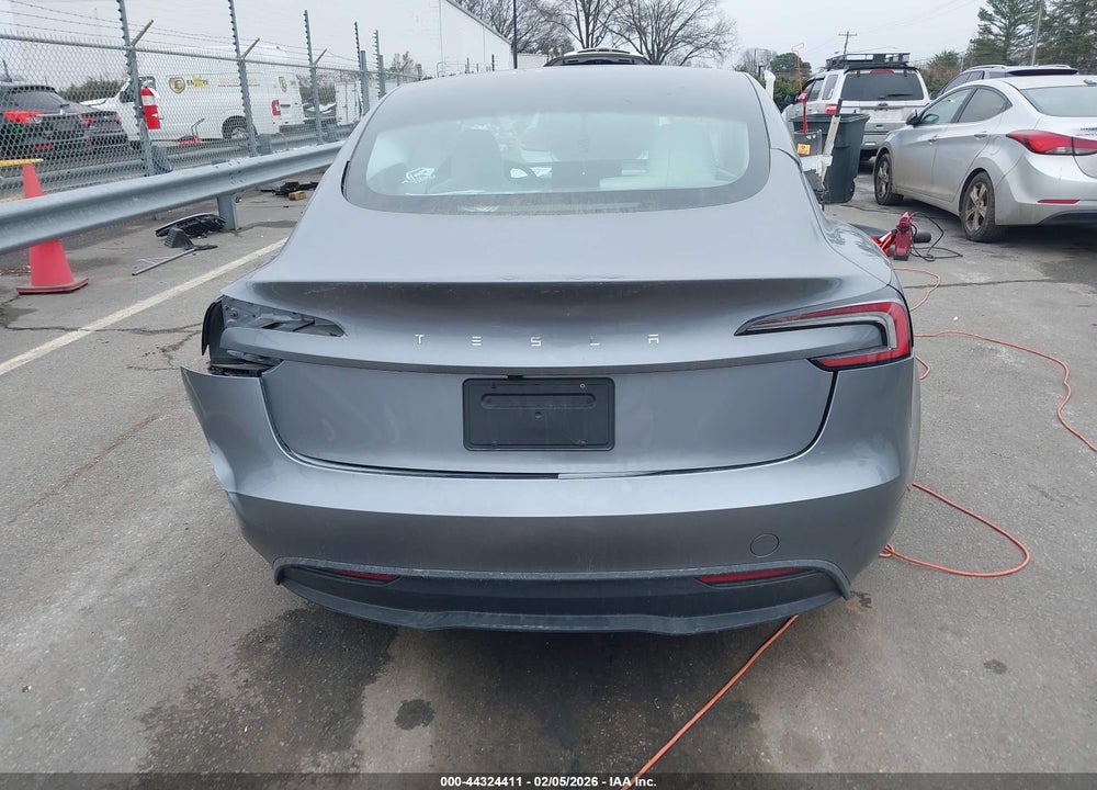 2025 TESLA MODEL 3 LONG RANGE REAR-WHEEL DRIVE/STANDARD REAR-WHEEL DRIVE VIN: 5YJ3E1EA8SF028798