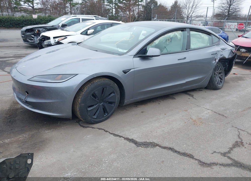 2025 TESLA MODEL 3 LONG RANGE REAR-WHEEL DRIVE/STANDARD REAR-WHEEL DRIVE VIN: 5YJ3E1EA8SF028798