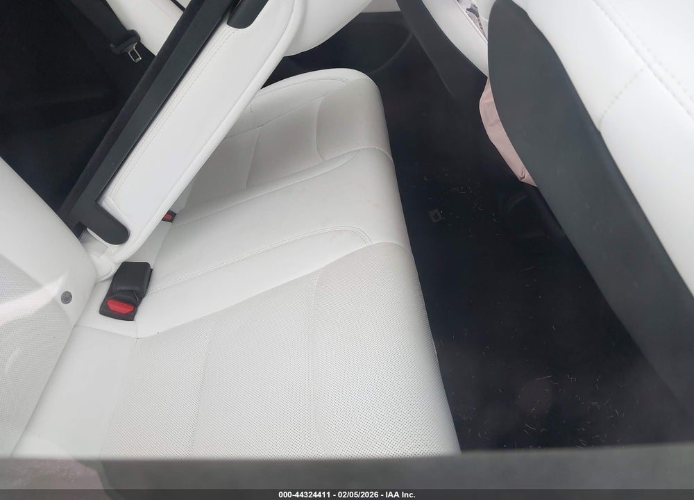 2025 TESLA MODEL 3 LONG RANGE REAR-WHEEL DRIVE/STANDARD REAR-WHEEL DRIVE VIN: 5YJ3E1EA8SF028798