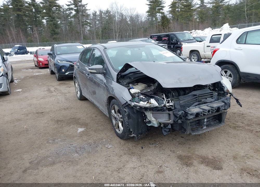 2014 FORD FOCUS SE VIN: 1FADP3K24EL261897