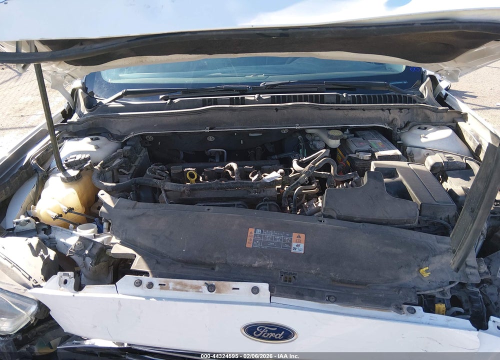 2016 FORD FUSION S VIN: 3FA6P0G75GR340737