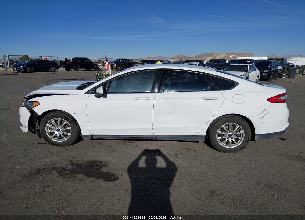 2016 FORD FUSION S VIN: 3FA6P0G75GR340737