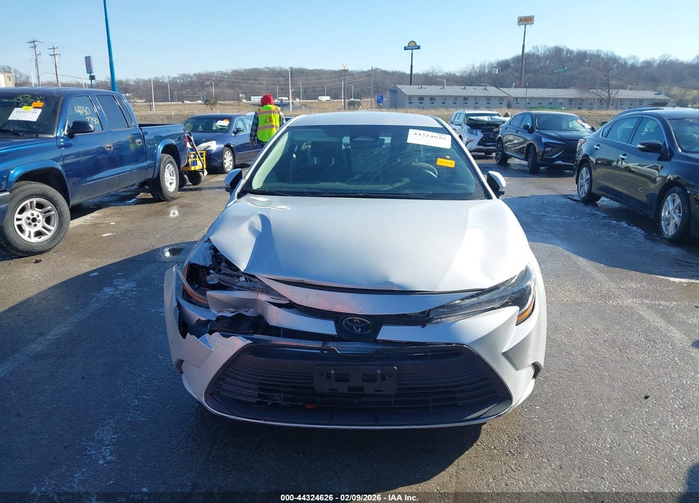 2025 TOYOTA COROLLA LE VIN: 5YFB4MDE9SP233748