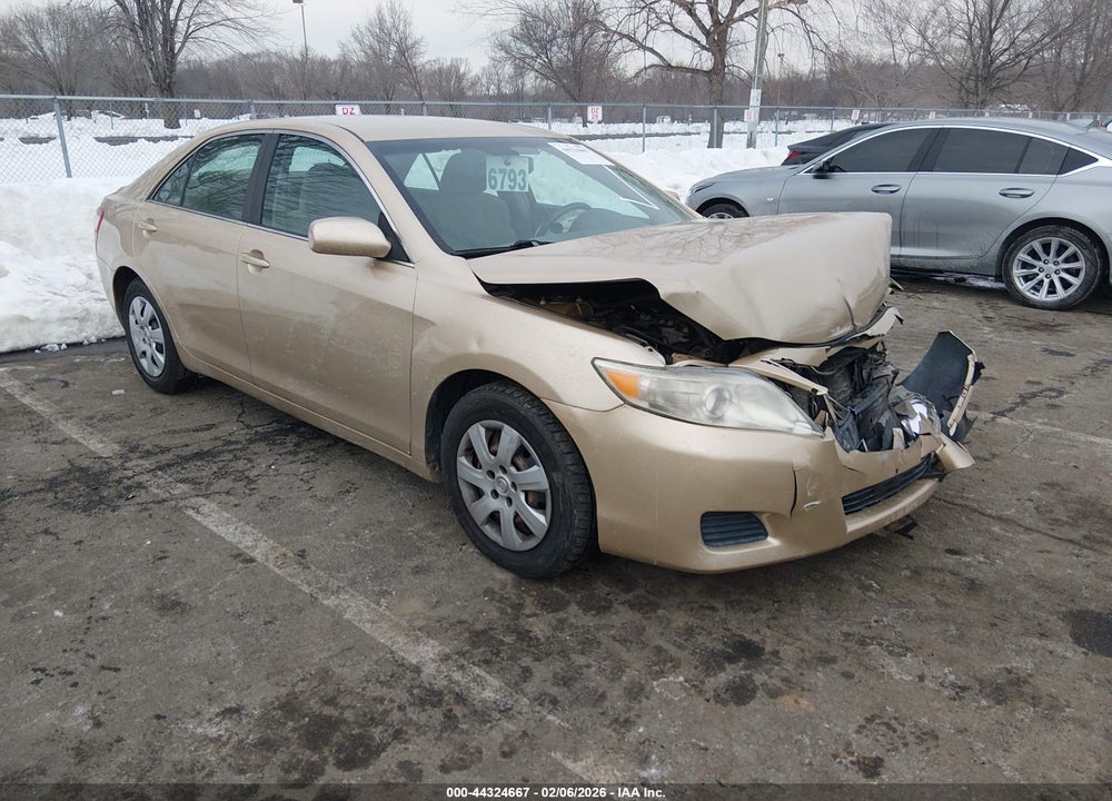 2011 TOYOTA CAMRY LE VIN: 4T1BF3EK8BU119263