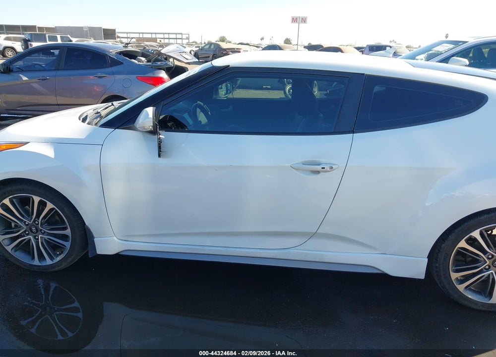 2016 HYUNDAI VELOSTER TURBO VIN: KMHTC6AE6GU267921
