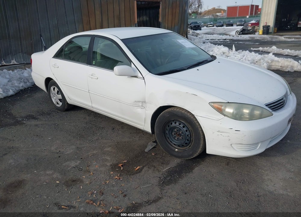 2005 TOYOTA CAMRY LE VIN: 4T1BE32K45U540683