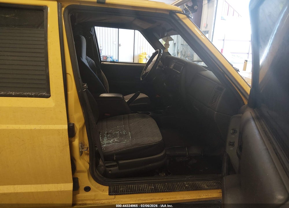 2000 JEEP CHEROKEE SPORT VIN: 1J4FF48S4YL207985